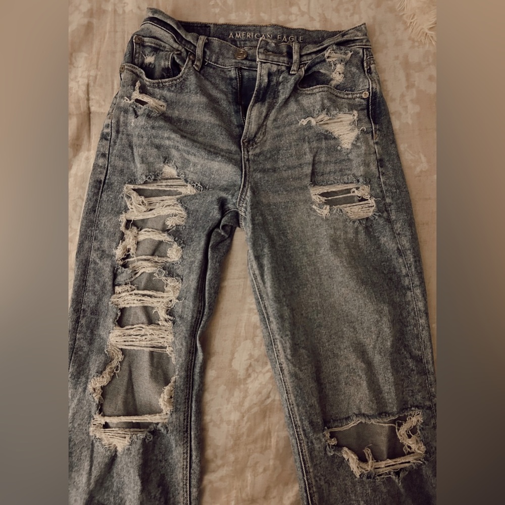 THE BEST BAGGY BOYFRIEND RIPPED JEANS!